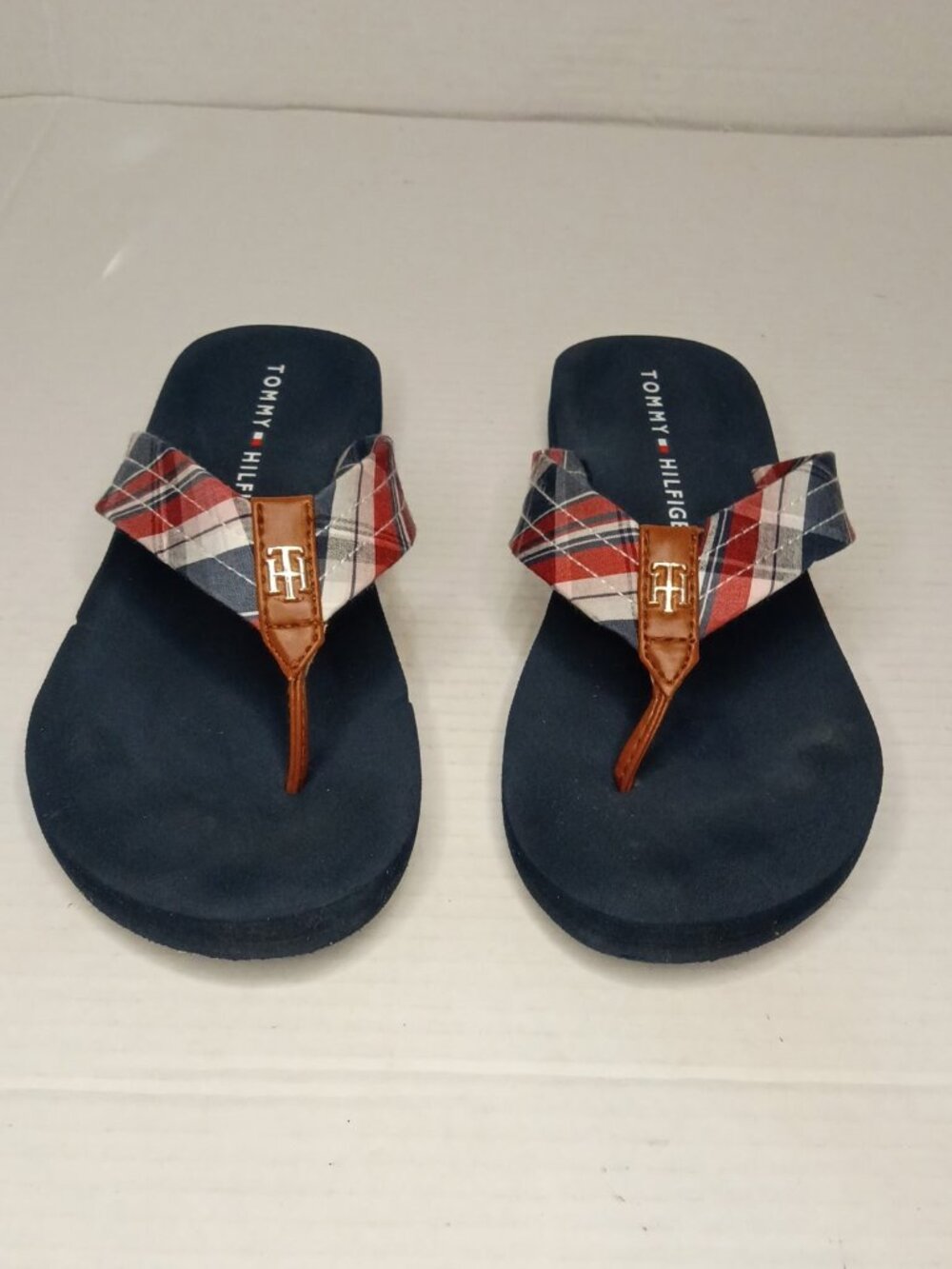 Tommy Hilfiger Cariway Navy Plaid Thong Flip Flop Sandals Women’s Size 8